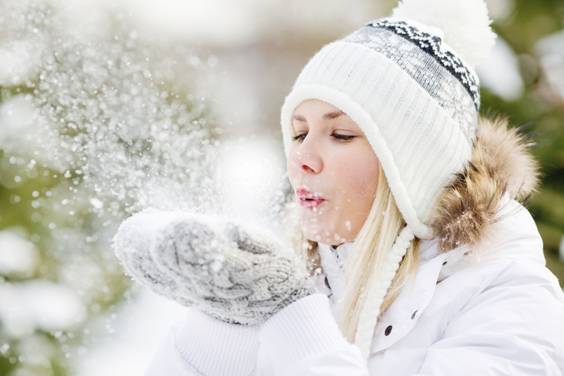 IPL therapy can reduce the appearance of rosacea and acne.